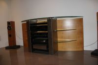 Unikat: HiFi-Sideboard (Glas, Edelstahl, Granit, europ. Kirsche) Niedersachsen - Wedemark Vorschau