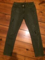 Zara Jeans Baggy Boyfriend destroyed khaki Farbflecks 34 XS grün Berlin - Mitte Vorschau