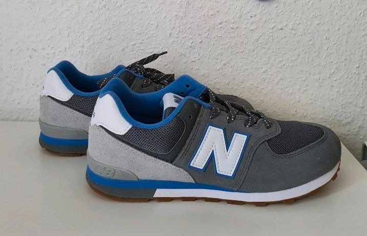 New Balance Ungetragen Neu Schuhe Gr 38,5 UVP100€ Grau Blau Leder in Bochum