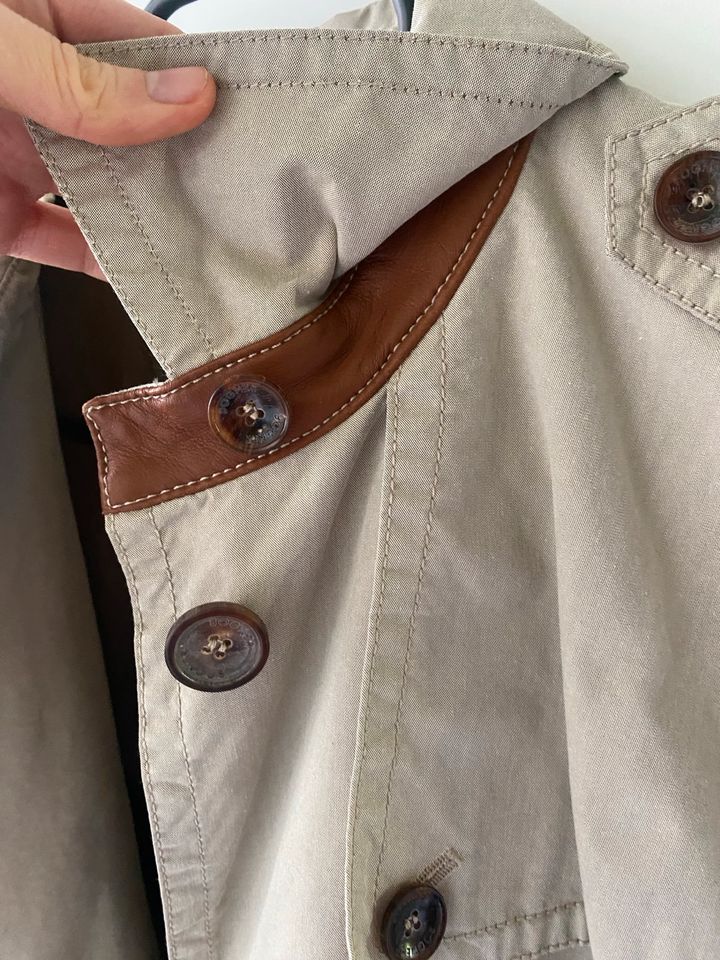 Original Bogner Trenchcoat Lederdetails Jacke Sommer Creme 42 in Köln