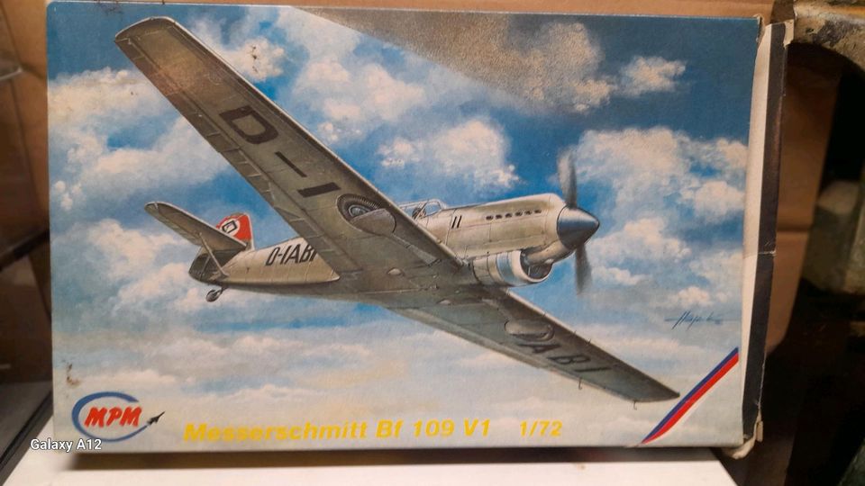 Modellflugzeuge Maßstab 1 72 in Bad Schwartau