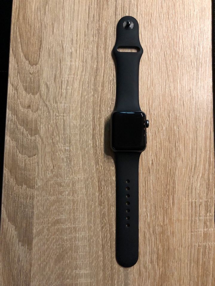 Apple Watch Series 3  38mm in Crailsheim