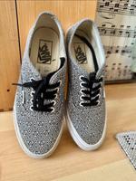 Vans mit coolem schwarz-weißen Muster Dresden - Pieschen Vorschau