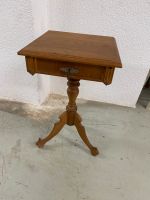 Antik Beistelltisch kleiner alter Tisch Flurtisch Telefontisch Saarland - Völklingen Vorschau