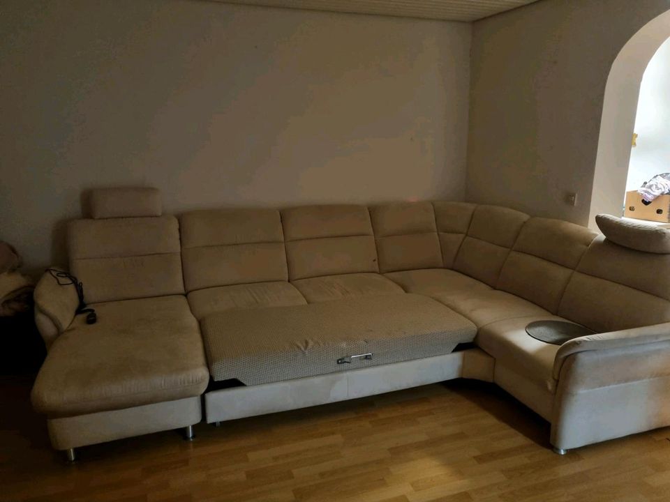 Couch Creme in Rüsselsheim