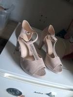 Schicke Pumps,Gr. 38 Hessen - Dipperz Vorschau