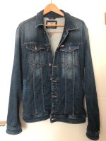 GUESS Jeansjacke Herren Gr L blau Stretch Casual-Look neuwertig Neuhausen-Nymphenburg - Neuhausen Vorschau