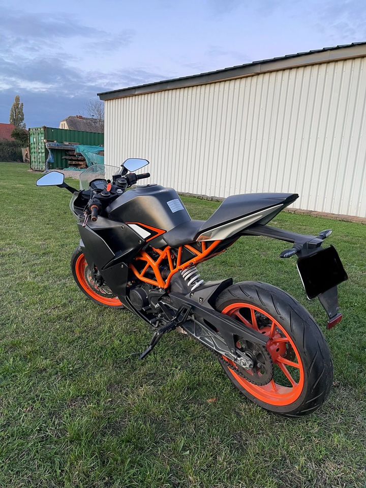 KTM RC 125 ccm in Halle