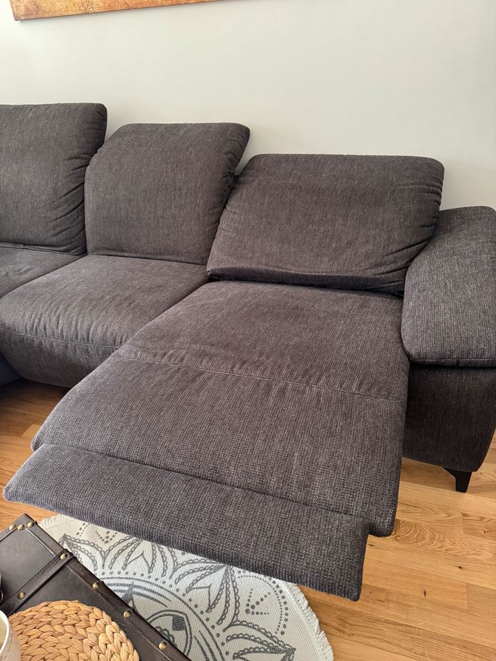 Musterring MR 370 Sofa / Couch in grau, Sonderkonfiguration in München