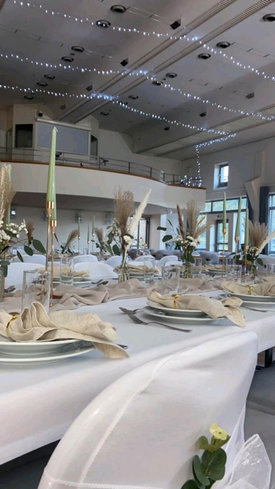 Hochzeitsdeko Dekoration Stuhlhussen Tischdecken Feier Kerzen in Bruchmühlbach-Miesau