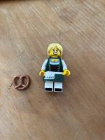 Lego Serie 11 Brezel Girl Nürnberg (Mittelfr) - Schweinau Vorschau