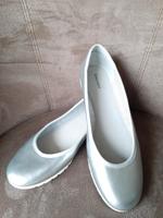 Neu! Damen Ballerina Graceland Gr. 41 silber weiß #Sommer Baden-Württemberg - Weinstadt Vorschau