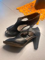 Abs. neuw. Maripe Pumps/Peeptoe schwarz Leder Gr. 38 NP 150 Euro Bonn - Hardtberg Vorschau