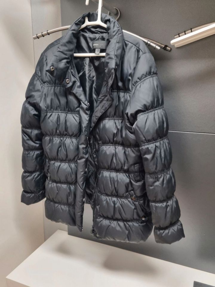 Mango Steppjacke, Gr. M schwarz in Oberkotzau