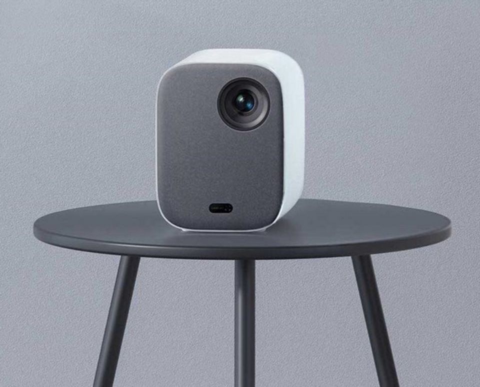 Xiaomi MI Smart Projector 2 Projektor Beamer - NEU in Esslingen