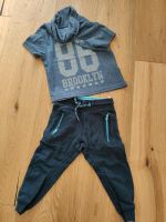 Kinder Junge Hose Jogginghose Shirt T-Shirt blau Gr. 92/98 Nordrhein-Westfalen - Moers Vorschau