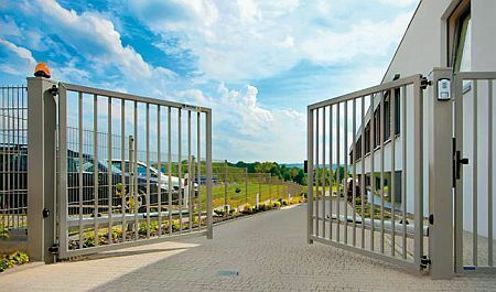 Zaunelemente flügel und Schiebetore in alle Farben und Größen. in Gronau (Westfalen)