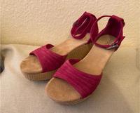 Ugg Schuhe Sandalen Wedges Leder 40,5 Keilabsatz wie NEU Baden-Württemberg - Bad Säckingen Vorschau