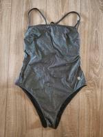 Calvin Klein Badeanzug Silber grau schimmer glitzer Gr. M neuwert Brandenburg - Frankfurt (Oder) Vorschau