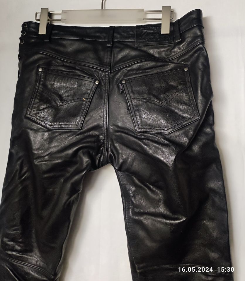 Motorrad Biker Schnürlederhose Schnür Lederhose XL XXL W38 L30 in Duisburg