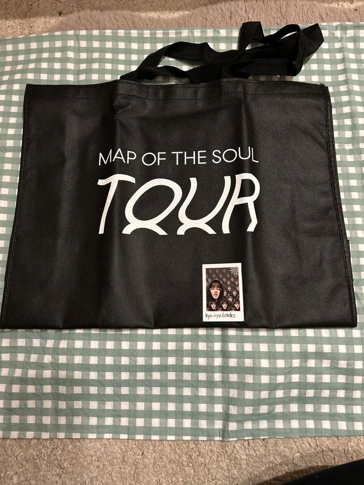 WTS BTS merch Map of The Soul Tasche Bag Shopper in Dresden