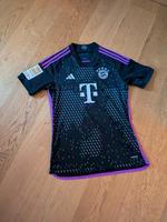 FC Bayern Trikot 23/24 auswärts mit Harry Kane Bayern - Grafenau Vorschau