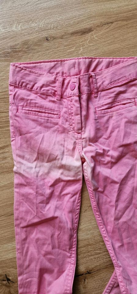 Neu nie getragen Kanz Chino Stoffhose rosa 128 in Berlin