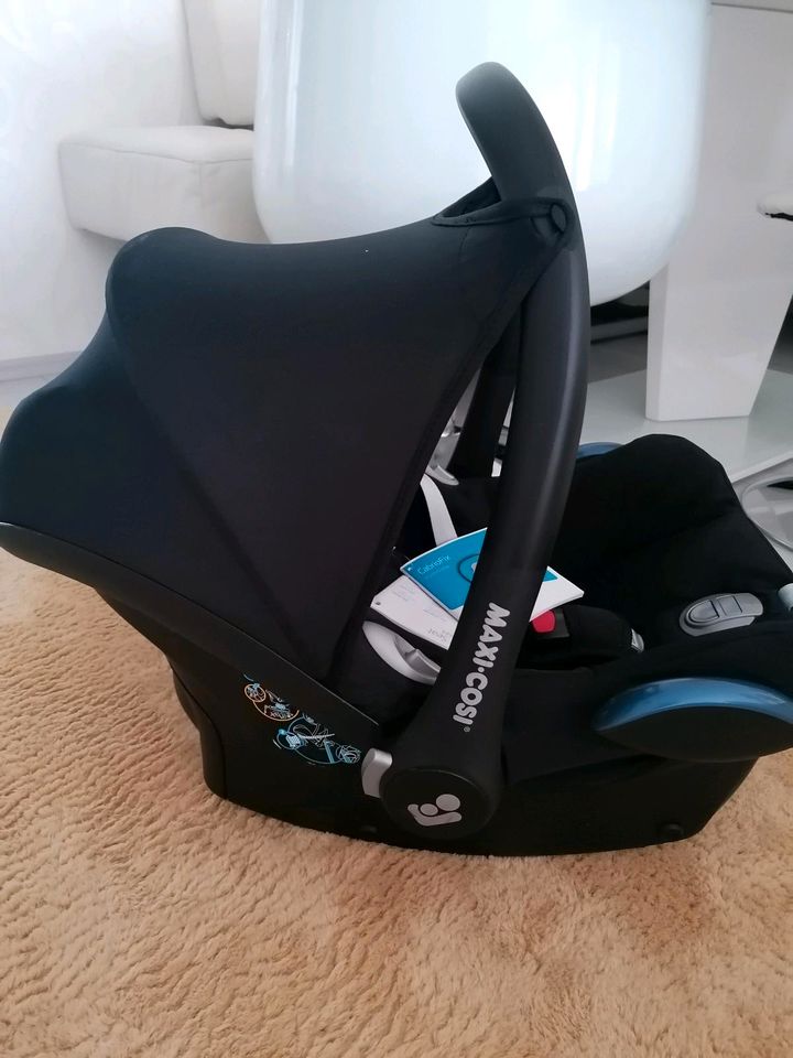 Maxi Cosi Babyschale CabrioFix in Lauda-Königshofen