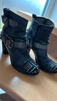Stiefelette blau Nieten Gr. 39 extravagant Bayern - Schrobenhausen Vorschau