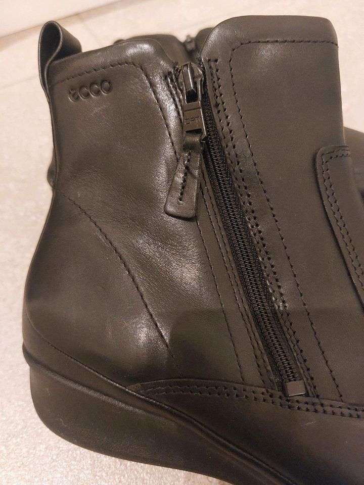 Neu Ecco Stiefel Stiefeletten Gr. 40 Leder in Holzgerlingen