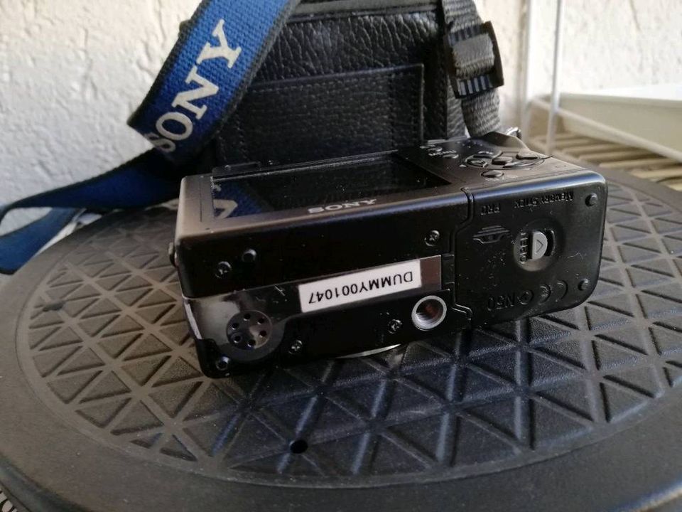 SONY "DSC-W15" Cyber-Shot Digitalkamera in Göttingen