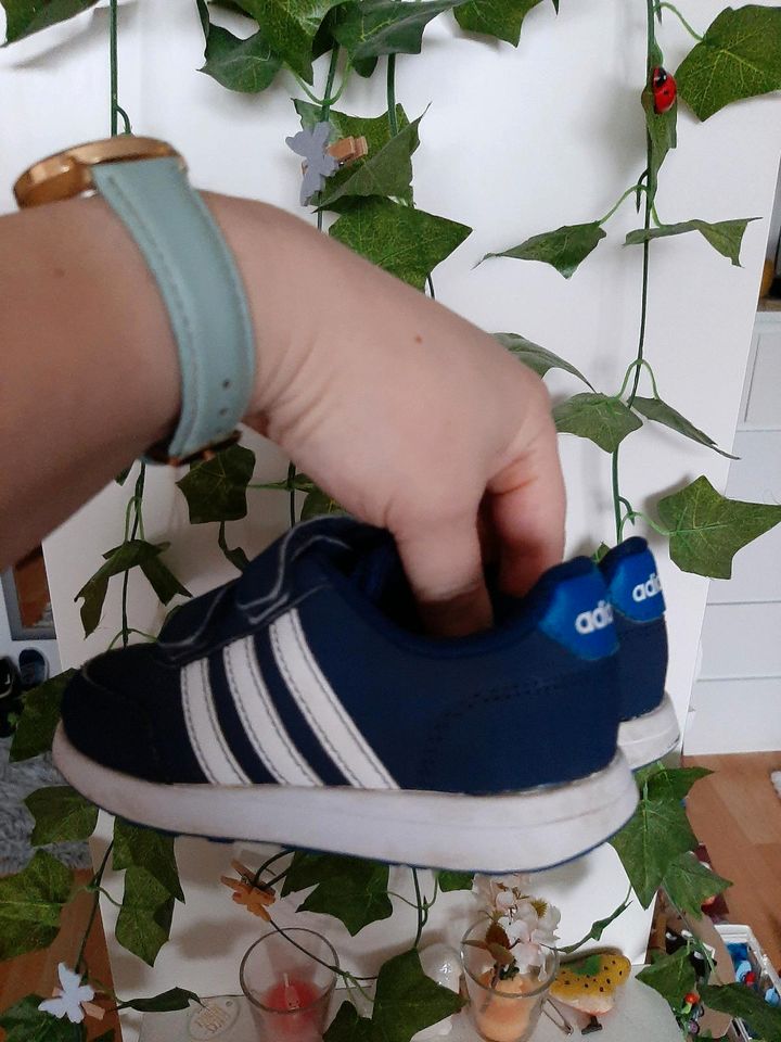 Sneaker von Adidas, gr 25, wNEU, Sportschuhe in Wildeshausen