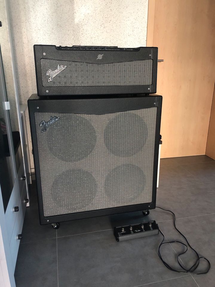 Fender Gitarrenverstärker V V.2 Head + Mustang V 412 Cabinet in Lübeck