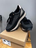 Sneaker aus Italien Bayern - Moorenweis Vorschau