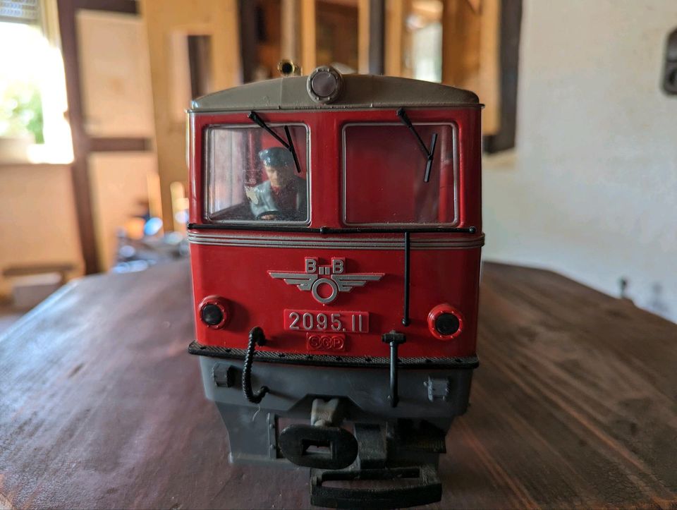 LGB 2095 BO-BO Diesellok der Öbb Rot in Schmitten