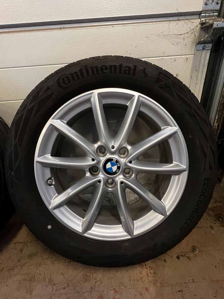 BMW X1 X2 Styling 560 V-Speiche 17“ 225/55 97W Sommer Continental in Horneburg