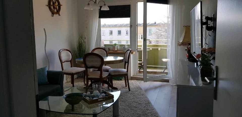 OSTSEE! Sonnige, freie, möbl.3R-ETW mit Balkon von privat in Stralsund