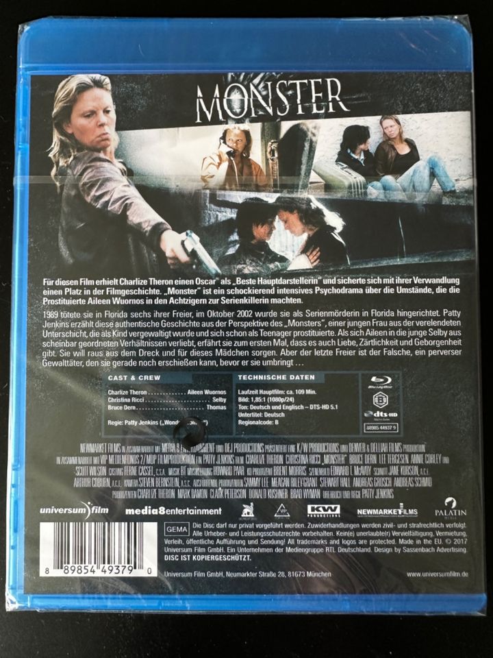 Monster Blu Ray NEU OVP inkl Versand in Kassel