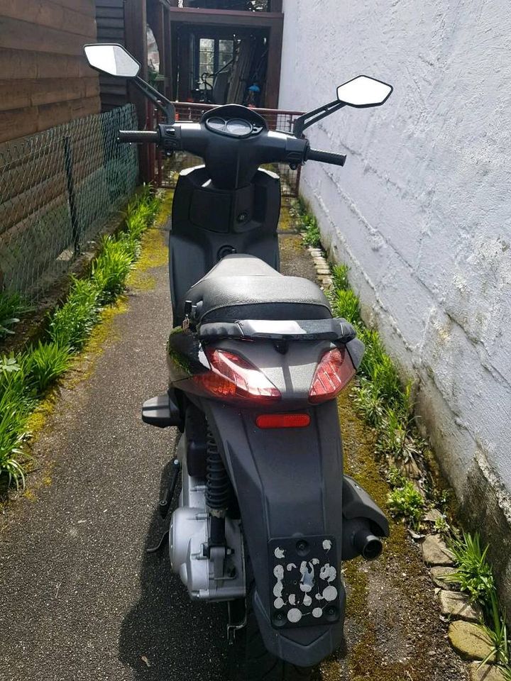 Motorroller Derbi nur ca. 2800 Kilometer in Offenburg