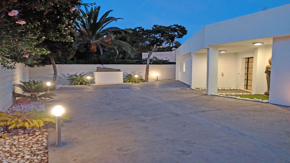 MODERNER VILLA HEIZBARER PRIVATPOOL, NUR 300m STRAND MARBELLA in Rosenkopf