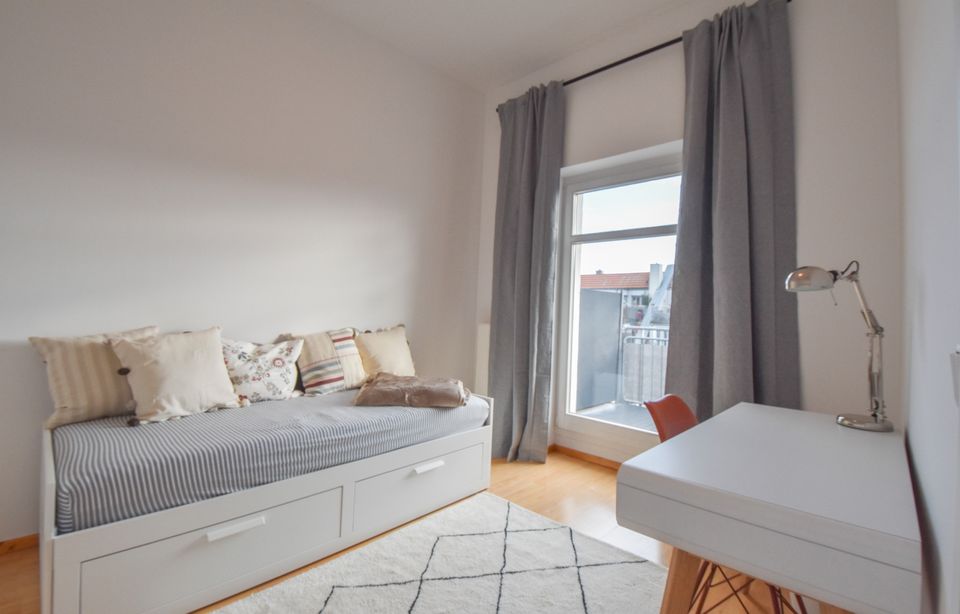 PENTHOUSE-MAISONETTE MIT AUFDACHTERRASSE  UND TRAUMBLICK ÜBER BERLIN-MITTE in Berlin