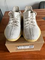 Adidas Yeezy Boost 350 V2 Nordrhein-Westfalen - Willich Vorschau