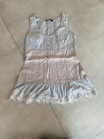 Süßes top von Marc Cain, spitze, schößchen, romantisch Shirt Nordrhein-Westfalen - Oberhausen Vorschau