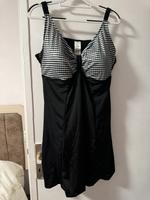 Badeanzug/Badekleid Saarland - Neunkirchen Vorschau