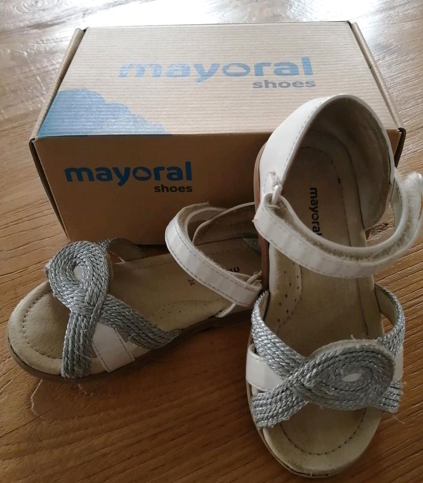 Sandalen Prinzessin weiß Silber 24 mayoral in Frankenthal (Pfalz)