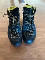 Herren Trekking/Wanderschuhe Montura Schwarz/Grau Gr 45 Sachsen - Ehrenfriedersdorf Vorschau