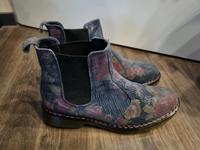 Chelsea Boots Stiefeletten Schuhe Deichmann Gr. 39 Hessen - Neu-Isenburg Vorschau