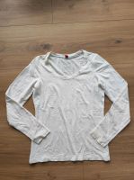 Esprit Shirt Gr. XS 34 weiß Langarmshirt Oberteil basic Bayern - Augsburg Vorschau