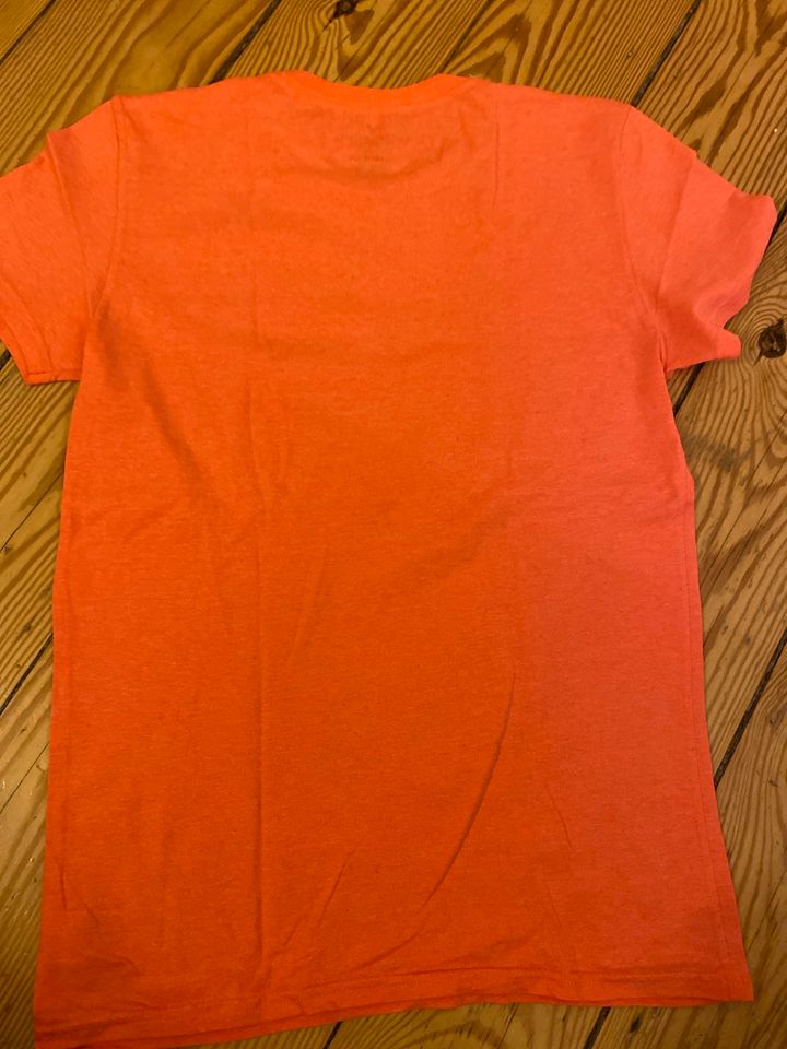 American Eagle Outfitters T-Shirt XS orange in Rosengarten