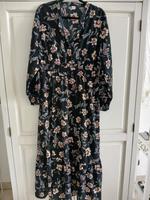 Kleid Gr.46 Heine Nordrhein-Westfalen - Niederkassel Vorschau